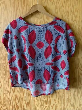 Boxy Short-Sleeve Blouse in Red and Blue Brand New